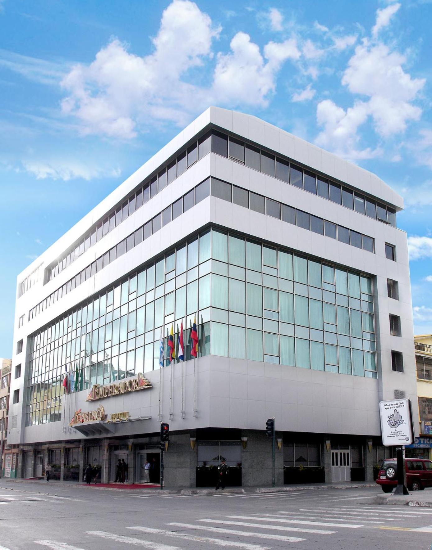 Hotel Emperador Ambato Exteriör bild