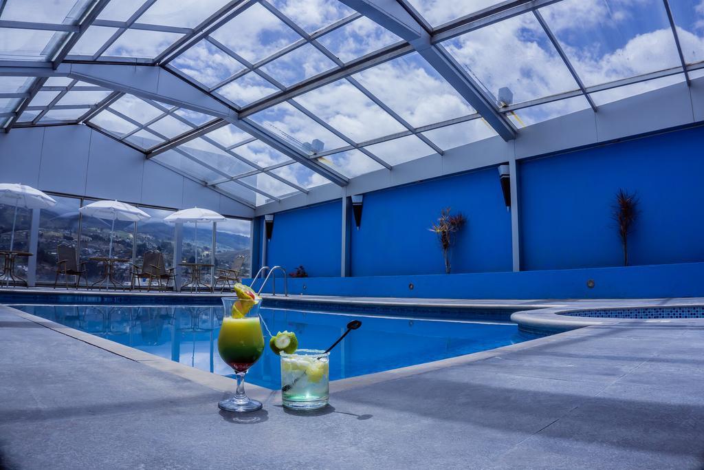 Hotel Emperador Ambato Exteriör bild